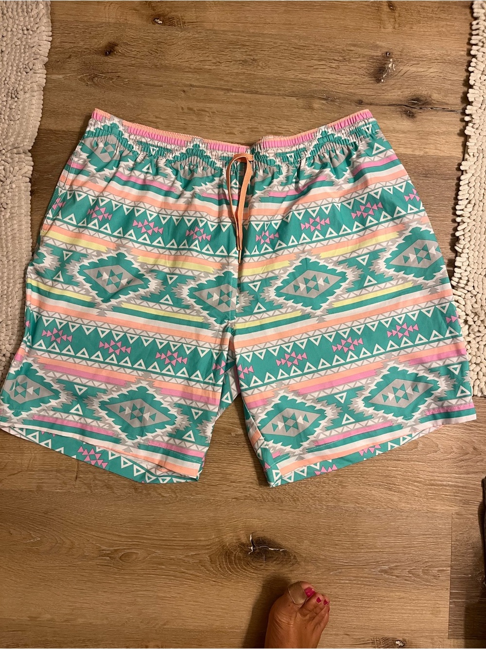 chubbies swim trunks